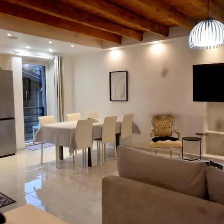 Holiday home Maison De Village Wifi - Parking Prive